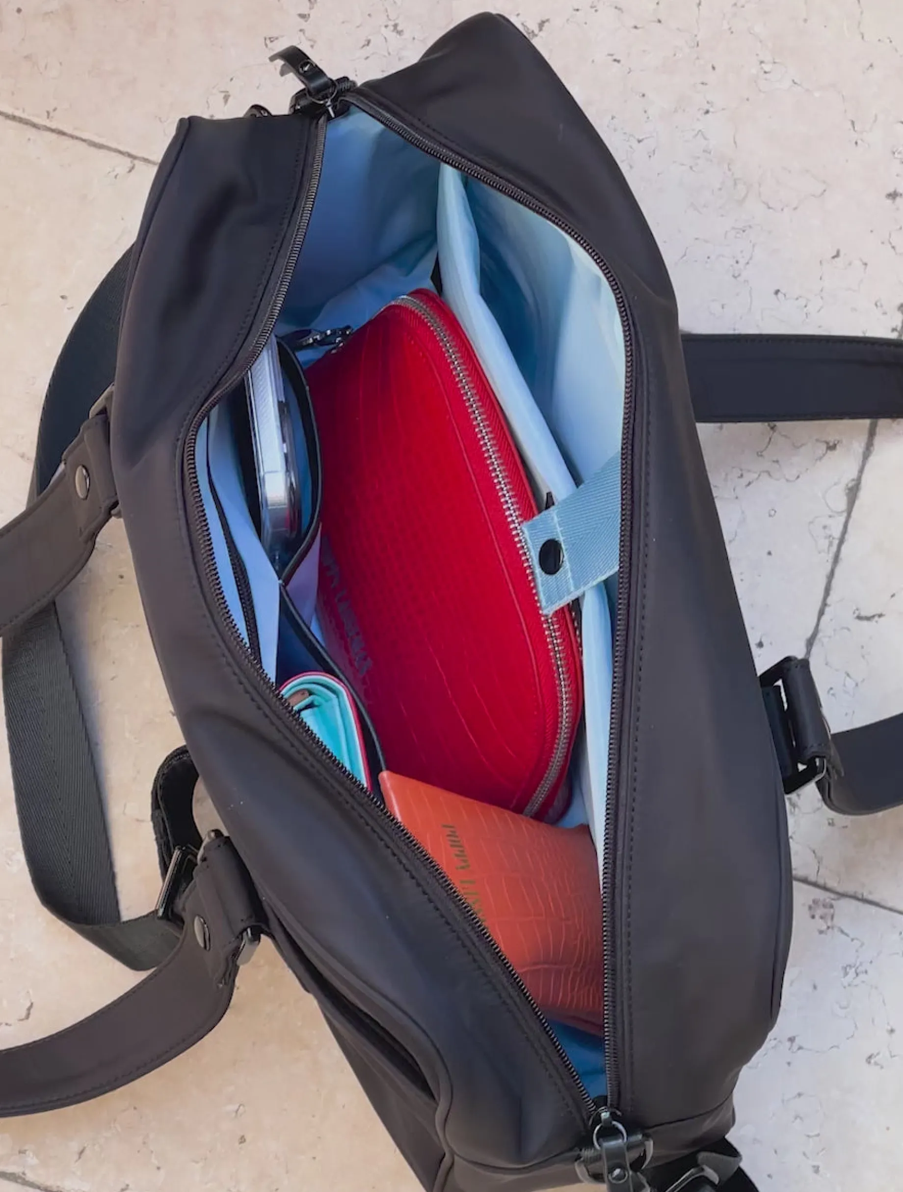 Koko Laptop Bag - Black / Sky Blue
