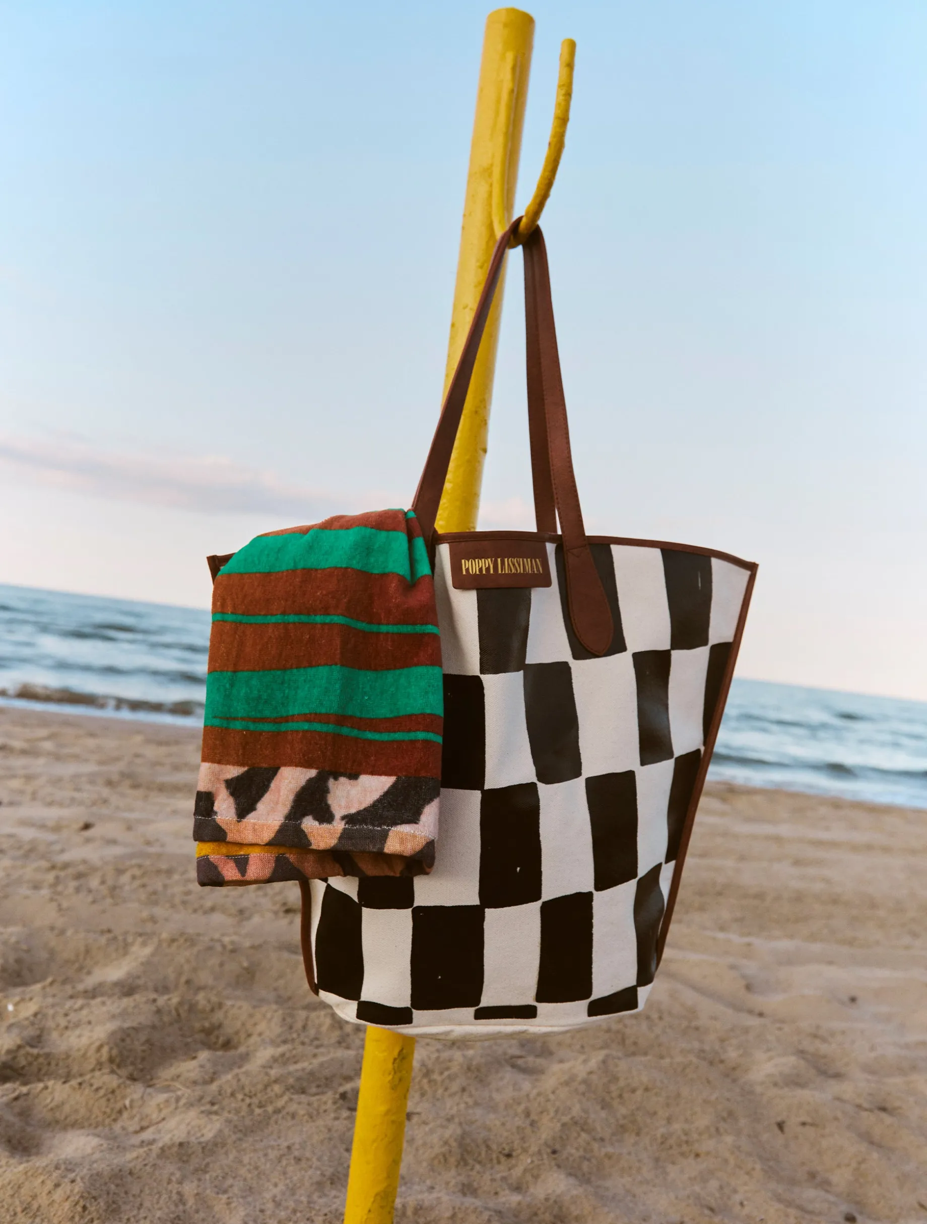 Lio Tote - Black